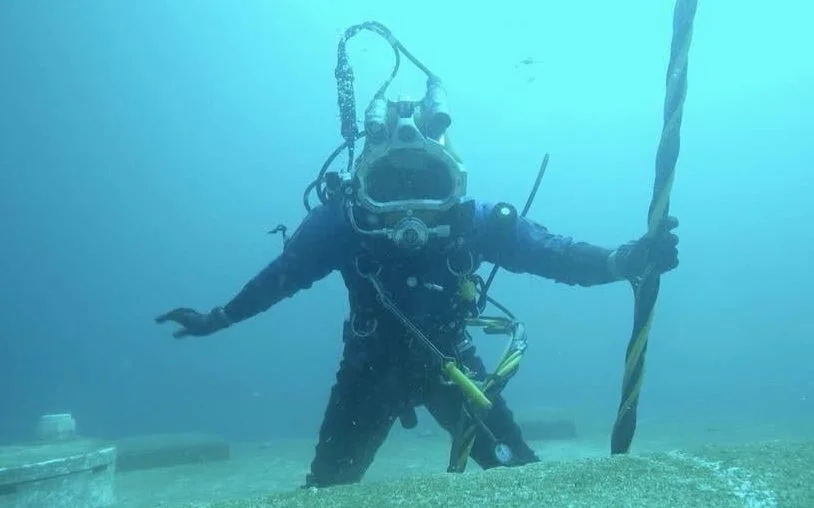 Operación submarina profesional.